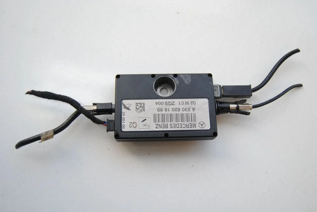 Antenni võimendi – Mercedes-Benz SL-klass R230 (2001-2012)