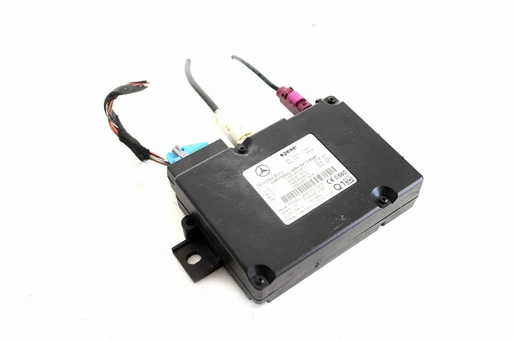 Antenas pastiprinātājs A2429004801