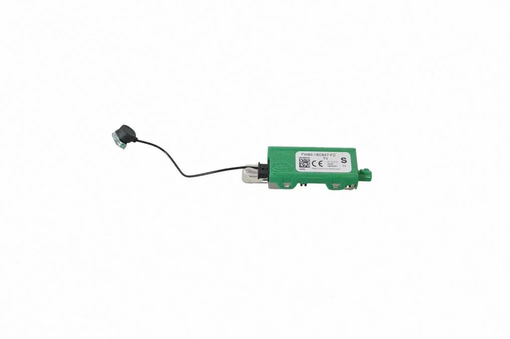 Antenas pastiprinātājs FW9318C847FC