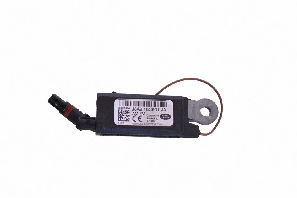 Antenas pastiprinātājs J8A218C901JA