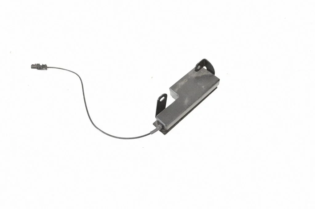 Antenas pastiprinātājs A1725454040