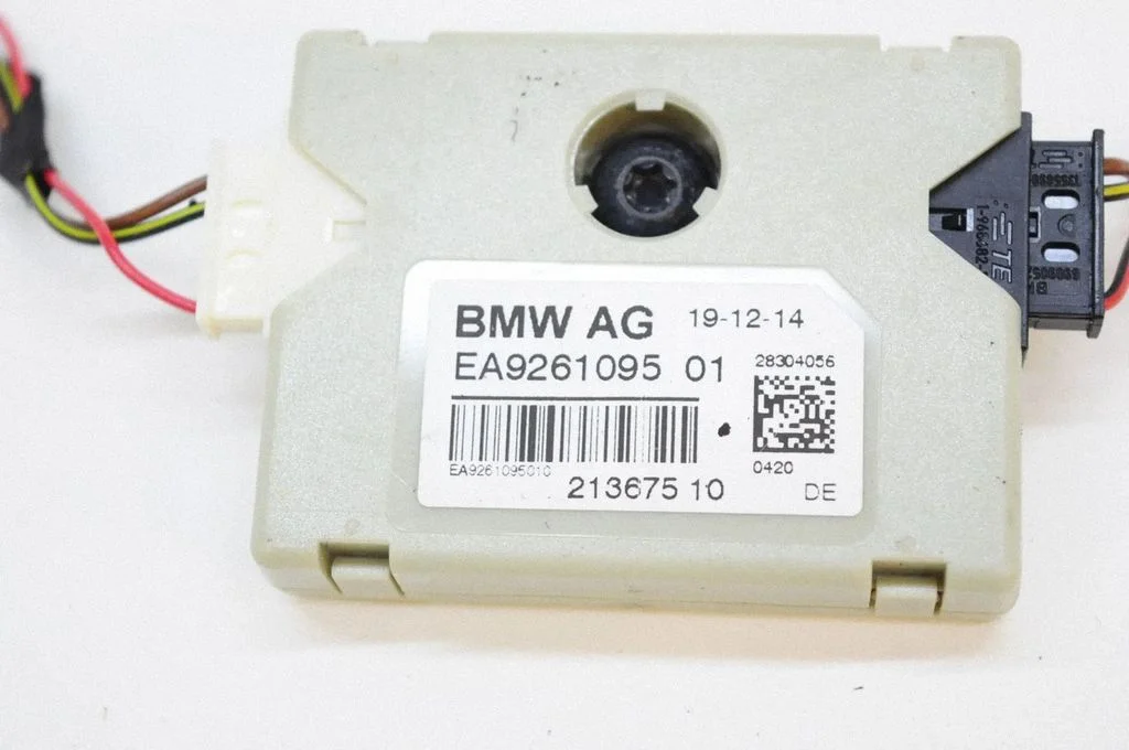 Antenas pastiprinātājs – BMW 5. sērija F10 F11 (2009-2016)
