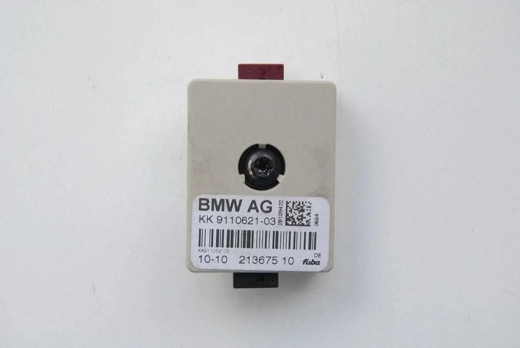 Aerial antenna amplifier – BMW 3 Series E90 E91 (2005-2012)