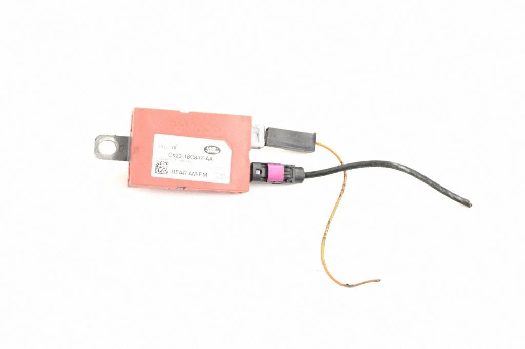 Antenas pastiprinātājs CX2318C847AA
