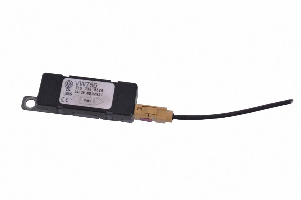 Antenas pastiprinātājs – Volkswagen Touareg I (2002-2010)