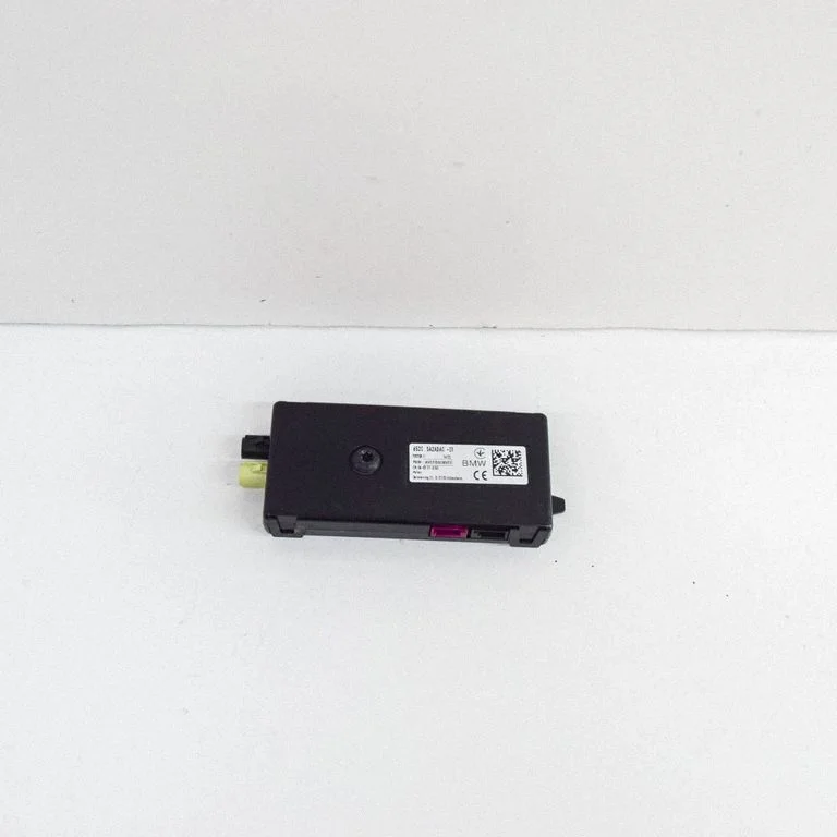 Antenas pastiprinātājs – BMW iX3 G08 (2020-)
