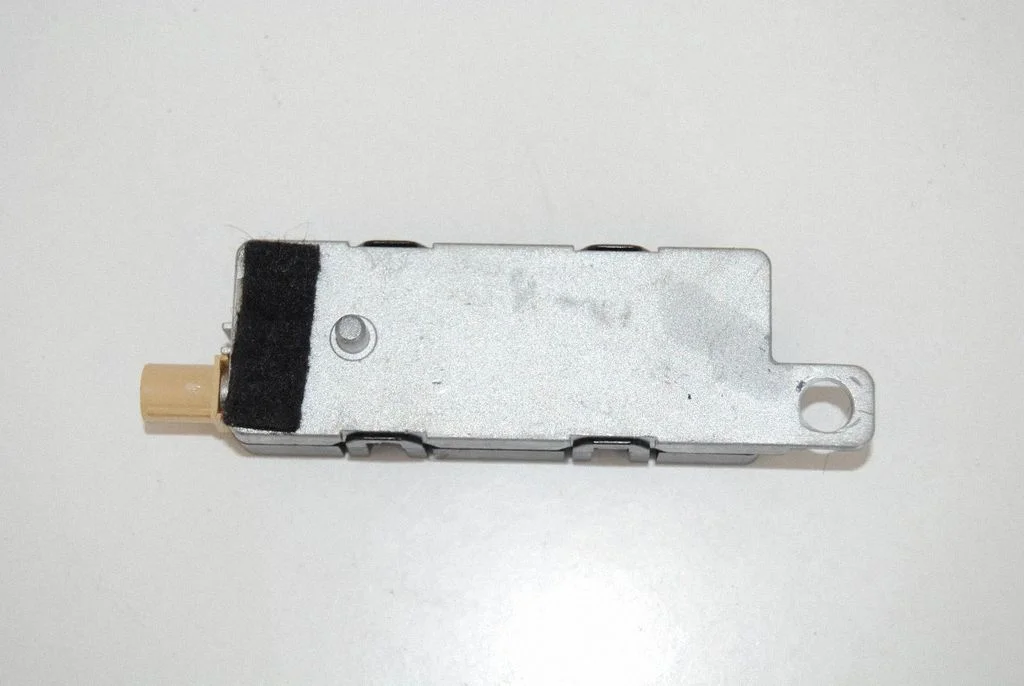 Antenas pastiprinātājs – Volkswagen Passat CC (2008-2016)