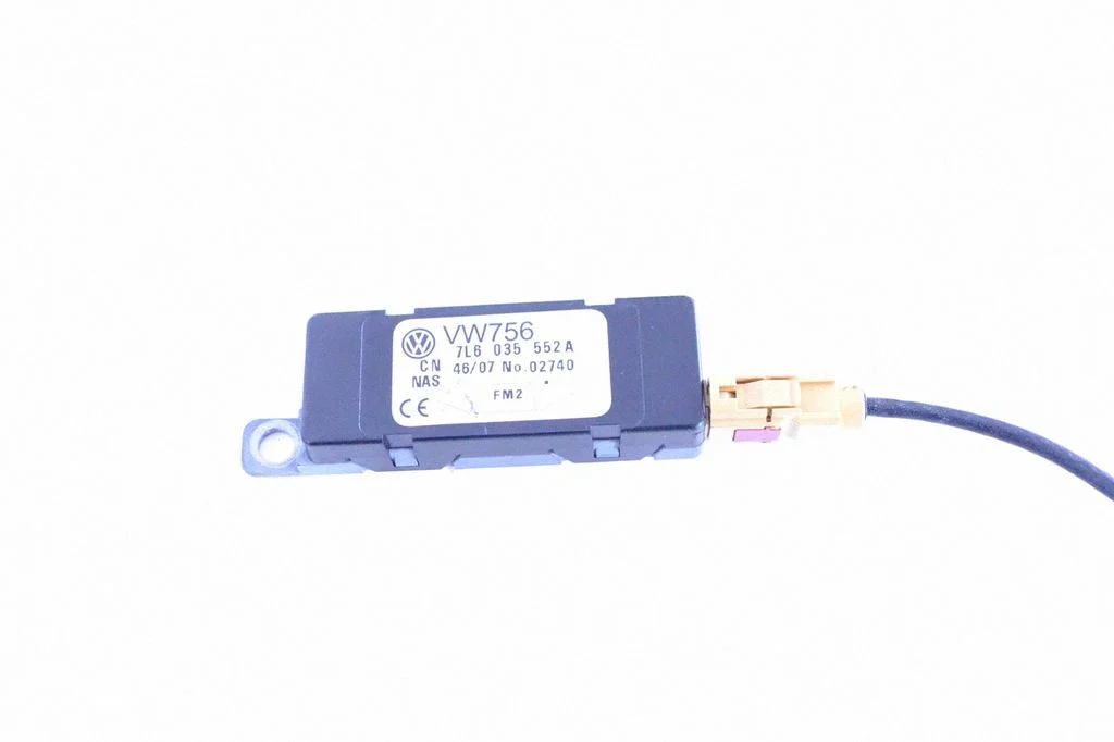 Antenas pastiprinātājs – Volkswagen Touareg I (2002-2010)