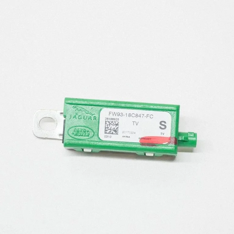Antenas pastiprinātājs FW9318C847FC