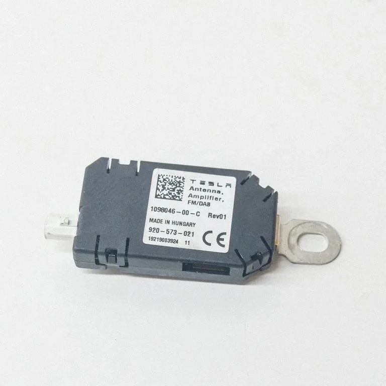 Wzmacniacz antenowy 920573021