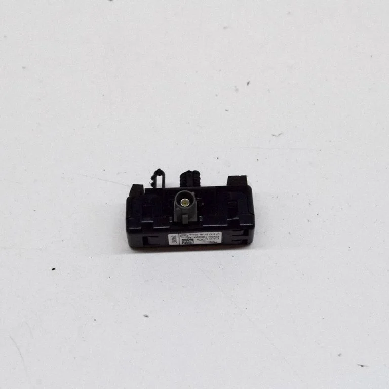 Antenas pastiprinātājs FW9319C024AB