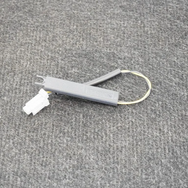 Antenas pastiprinātājs 5WK48774