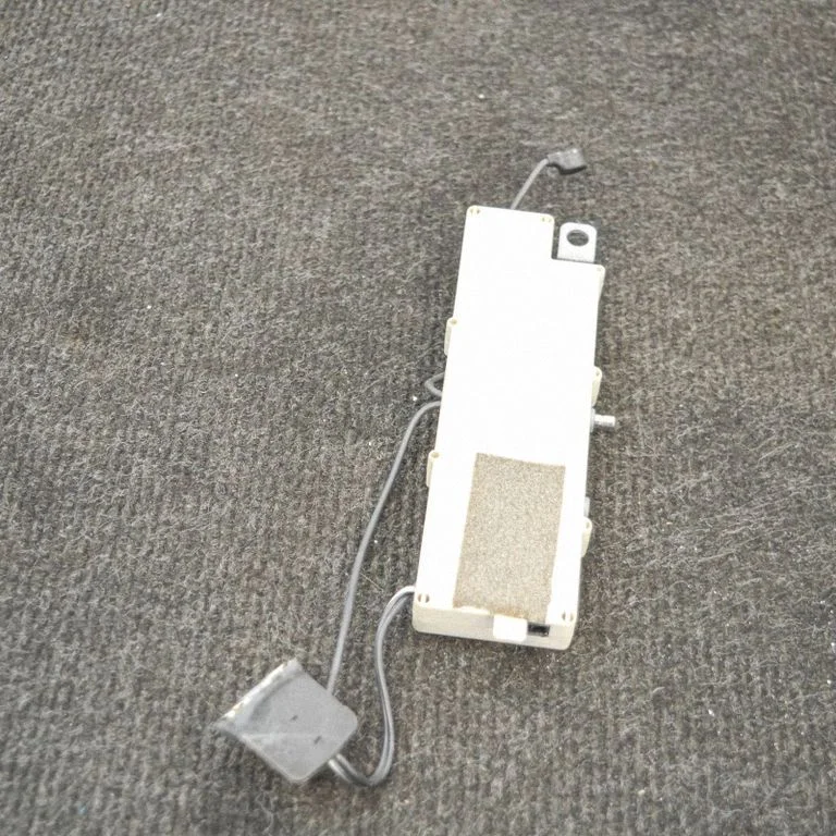 Antenas pastiprinātājs 2R8318C847BC