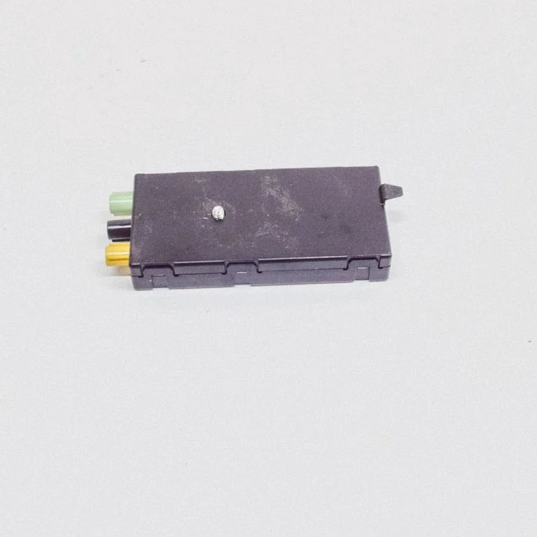 Antenas pastiprinātājs 6835148