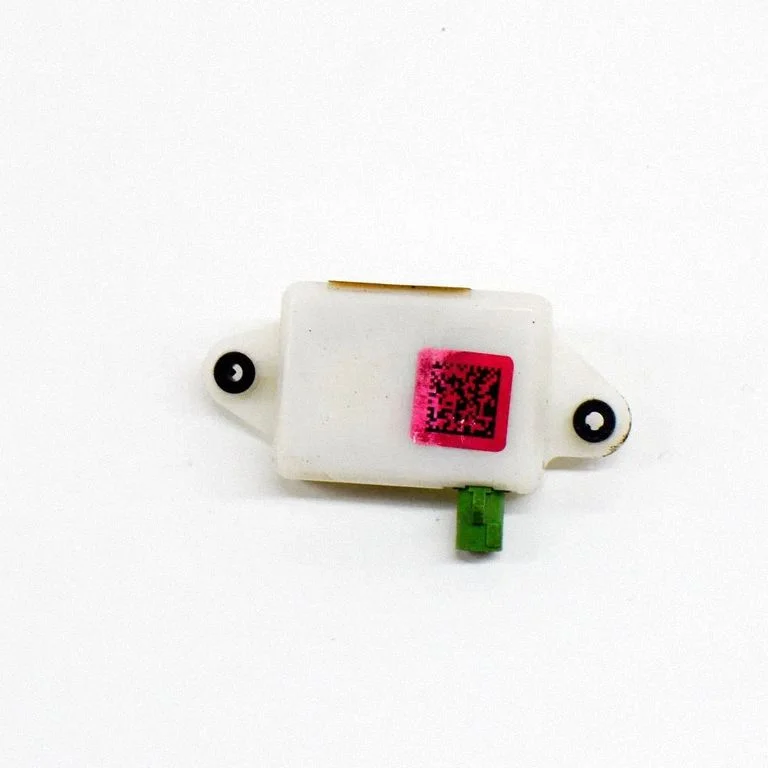 Antenas pastiprinātājs 109330600E