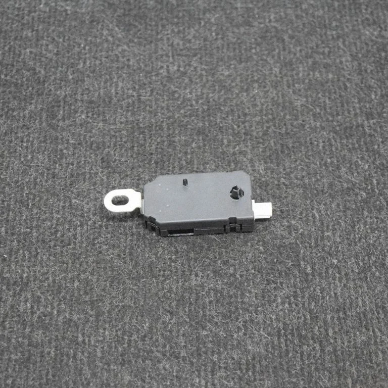Aerial antenna amplifier 18208008670
