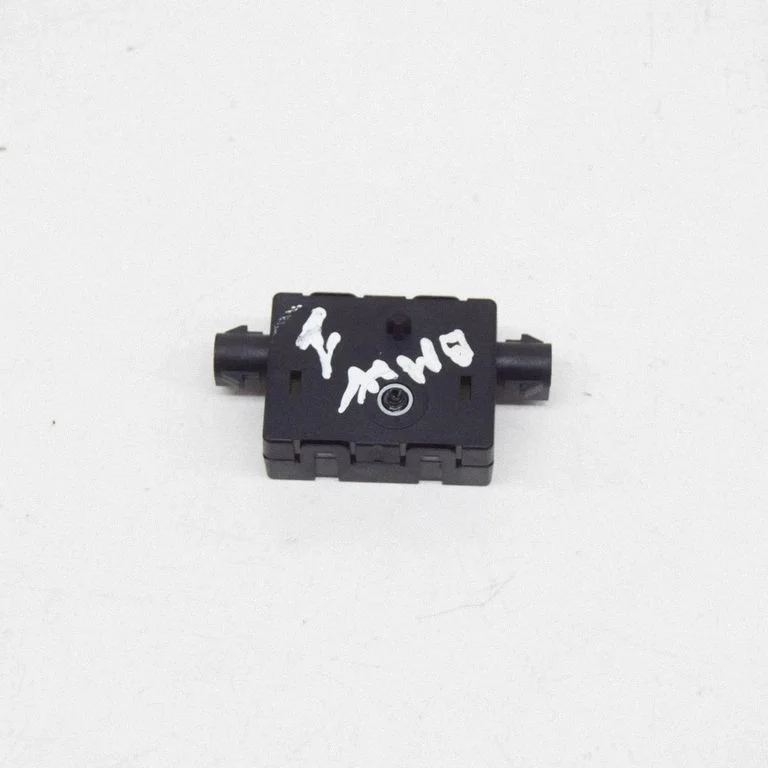 Antenas pastiprinātājs 9181453