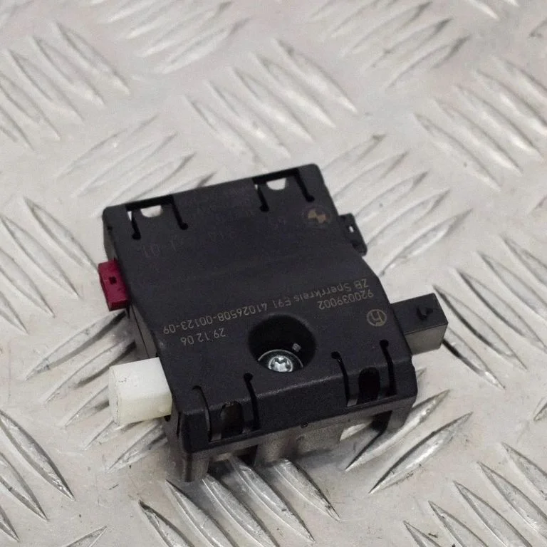 Aerial antenna amplifier – BMW 3 Series E90 E91 (2005-2012)