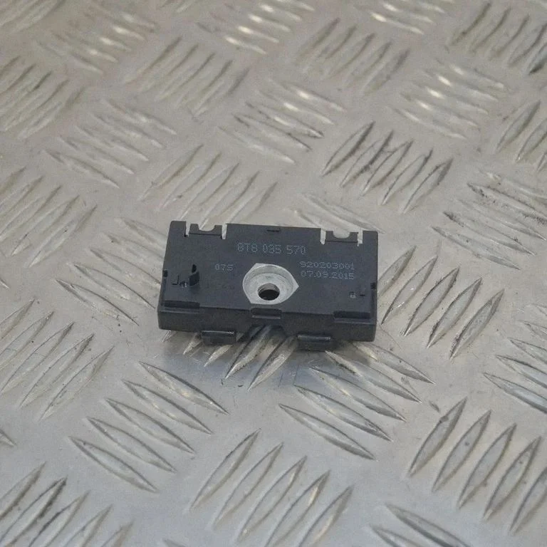 Aerial antenna amplifier 8T8035570