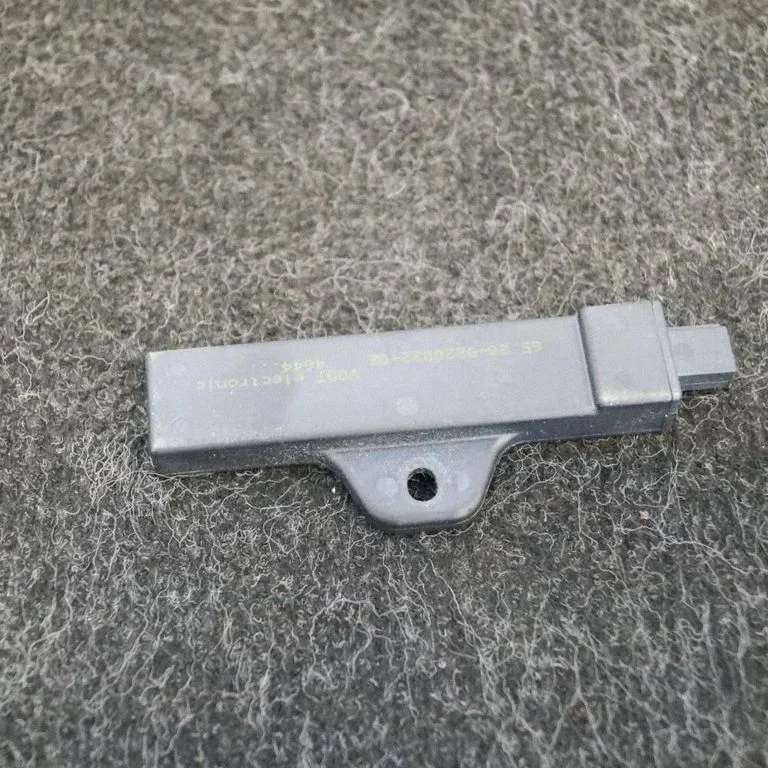 Antenas pastiprinātājs 9220832
