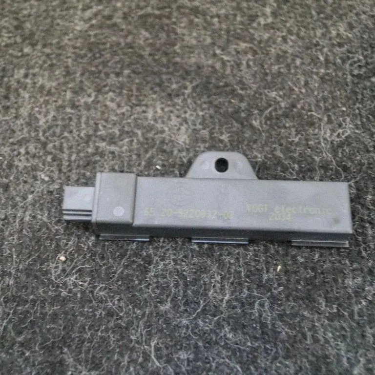 Antenas pastiprinātājs 9220832