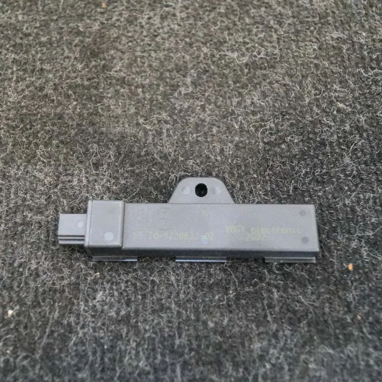 Antenas pastiprinātājs 9220832