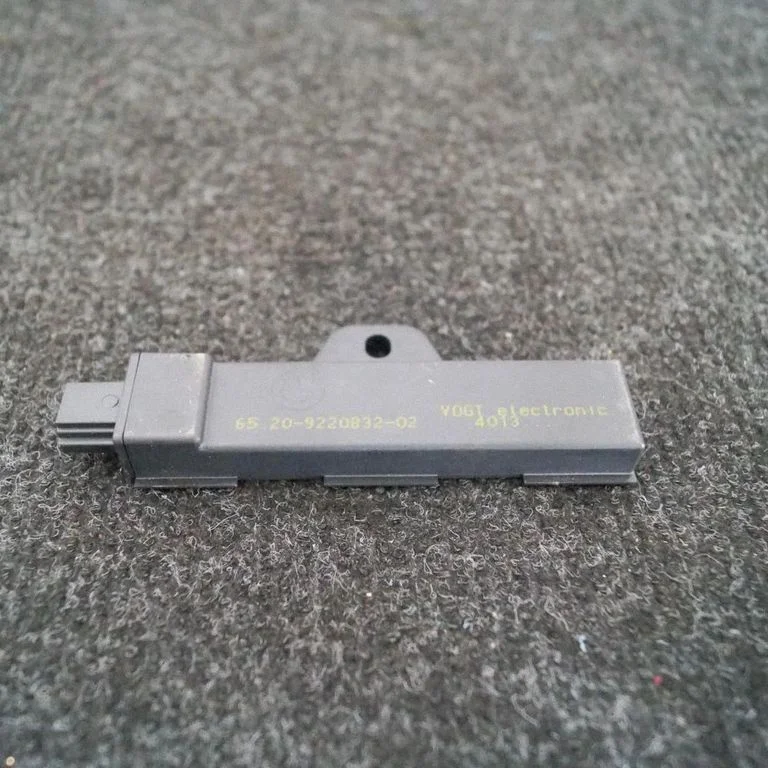 Antenas pastiprinātājs 9220032