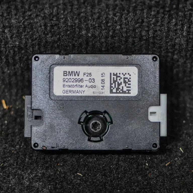 Wzmacniacz antenowy – BMW X3 F25 (2010-2017)