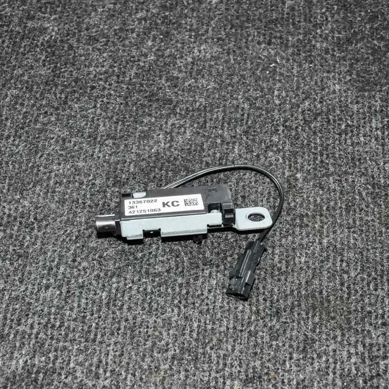 Aerial antenna amplifier – Opel Astra H (2004-2012)