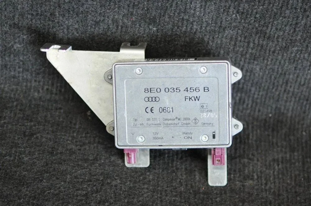 Antenas pastiprinātājs – Audi A8 S8 D3 4E (2002-2009)