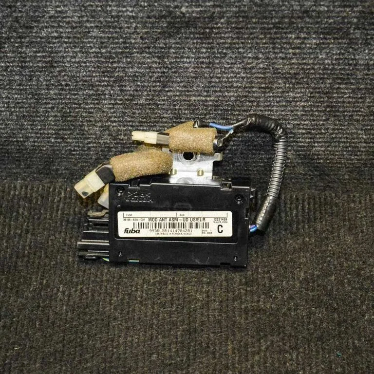 Antenas pastiprinātājs – Honda Accord (2003-2007)