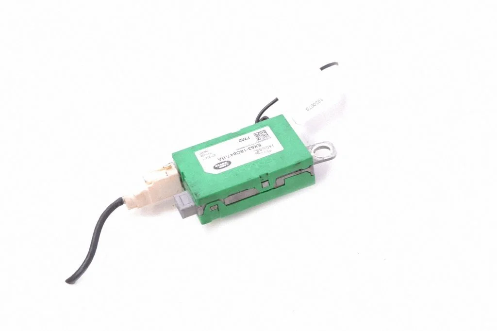 Antenas pastiprinātājs EX5318C847BA