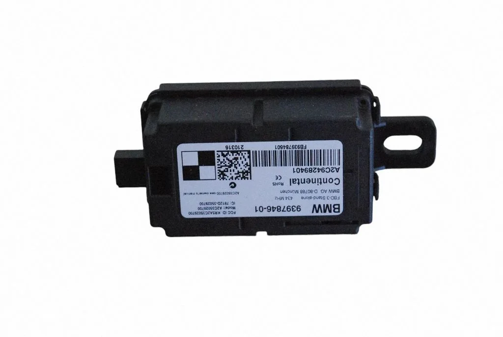 Aerial antenna amplifier – BMW Series 4 M4 F82 F83 (2014-2020)