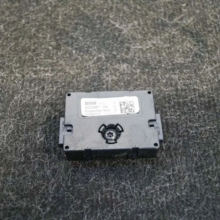 Aerial antenna amplifier – BMW X3 F25 (2010-2017)