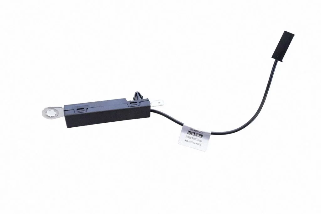 Antenas pastiprinātājs – Polestar 2 (2020-)