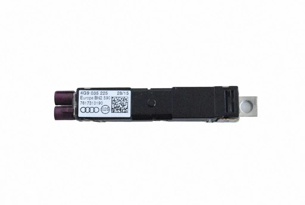 Aerial antenna amplifier 4G9035225