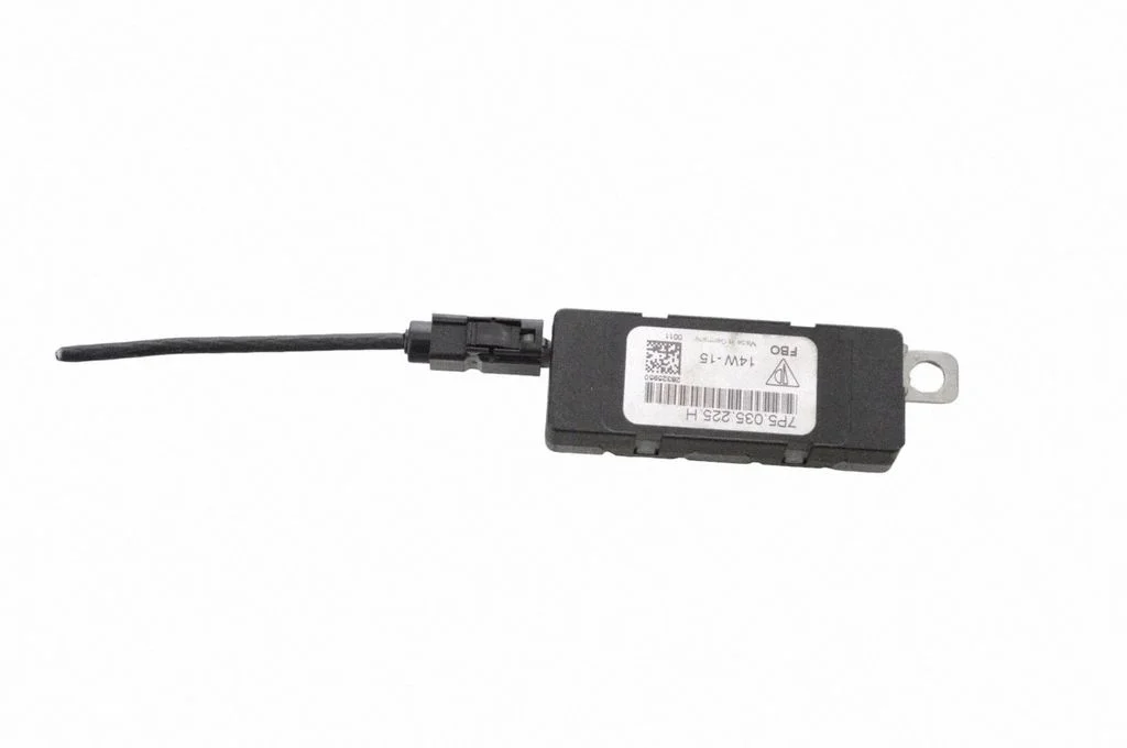Antenas pastiprinātājs 7P5035225H