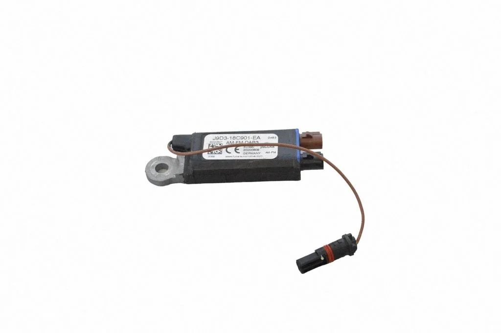 Antenni võimendi J9D318C901EA