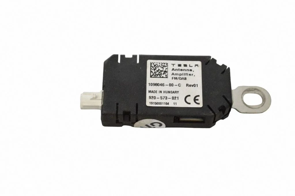 Antenas pastiprinātājs 109804600C
