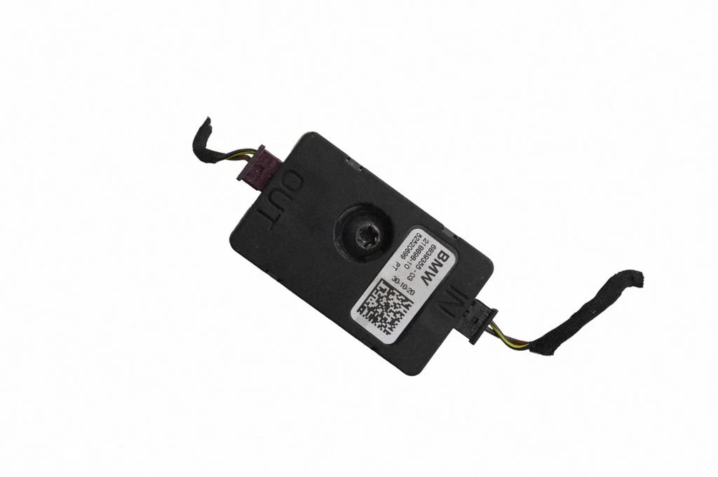Antenas pastiprinātājs 6839355