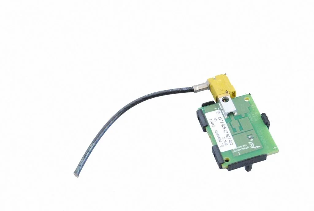 Antenas pastiprinātājs A1779052902