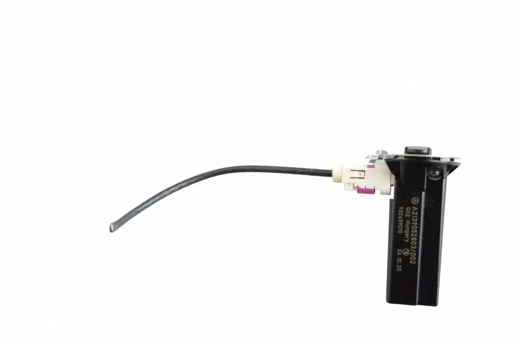 Antenas pastiprinātājs A2139052803