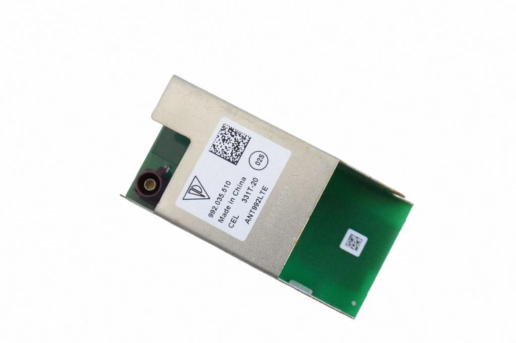 Aerial antenna amplifier – Porsche Taycan 9J1 (2019-)