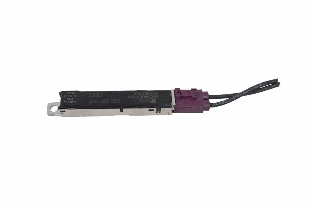 Antenas pastiprinātājs – Audi A8 S8 D4 4H (2010-2016)