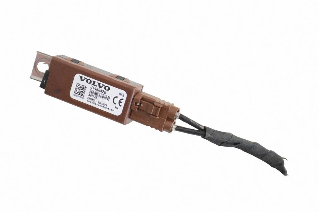 Antenas pastiprinātājs – Polestar 2 (2020-)