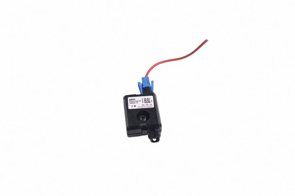 Aerial antenna amplifier – BMW 4 Series F32 F33 (2013-2020)