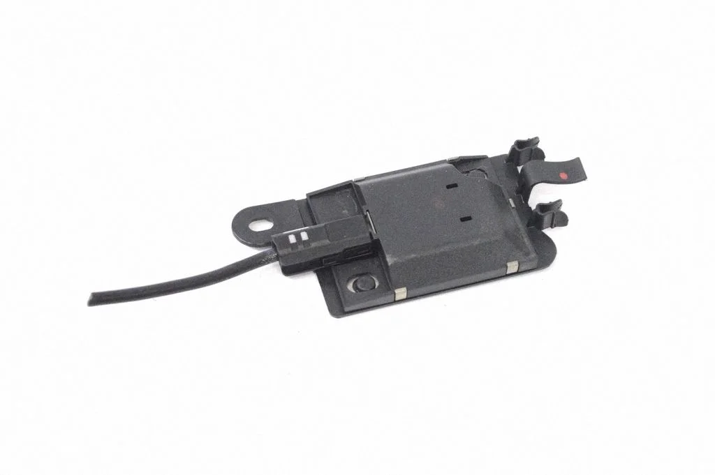 Antenas pastiprinātājs A2518230014
