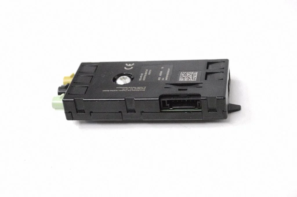 Aerial antenna amplifier – BMW Series 8 M8 F91 F92 G14 G15 (2019-)