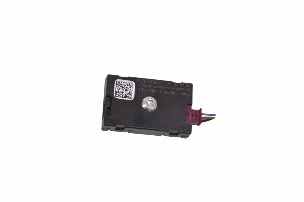 Antenas pastiprinātājs 6838579