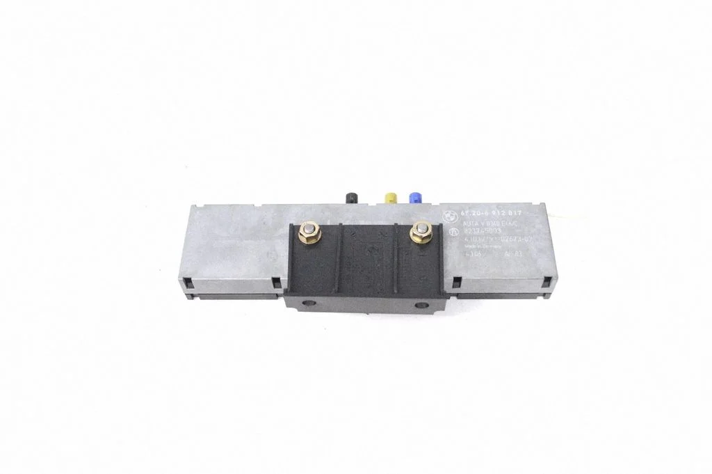 Wzmacniacz antenowy – BMW Z4 E85 E86 (2002-2008)